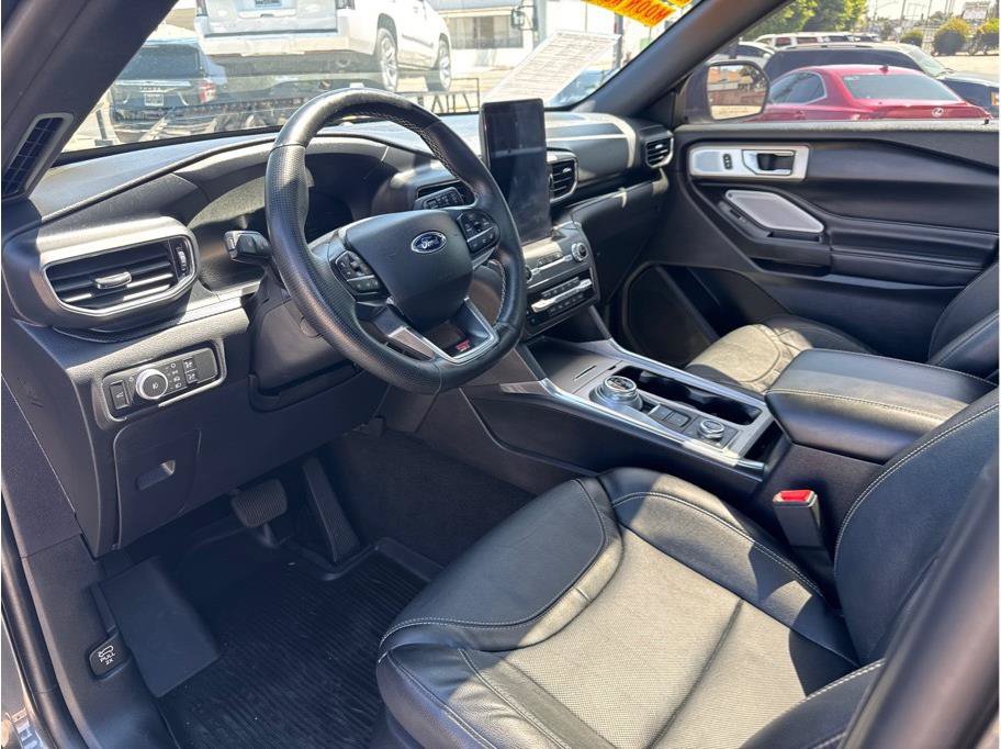 Used 2020 Ford Explorer ST w/ Premium Technology Package AWD/4WD image 14