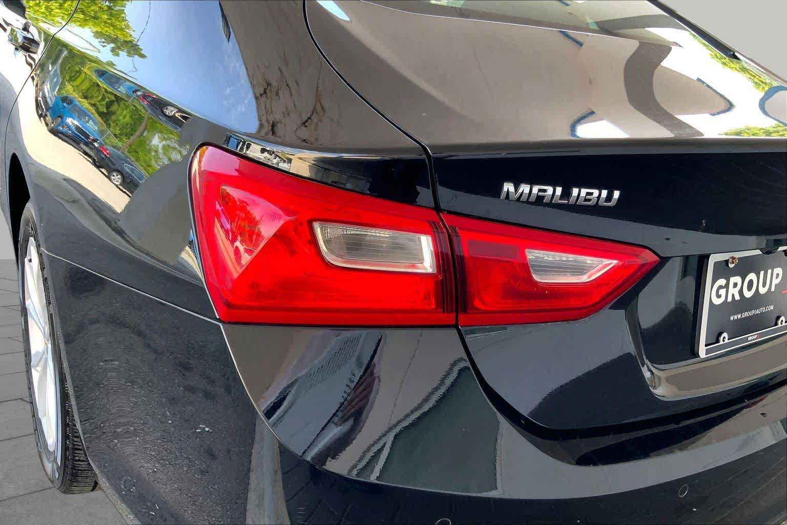 Used 2025 Chevrolet Malibu LT FWD image 29