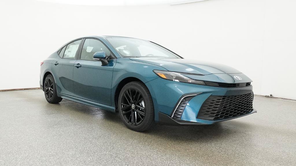 New 2026 Toyota Camry SE FWD image 32