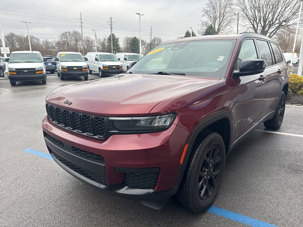 Used 2024 Jeep Grand Cherokee L Altitude image 7