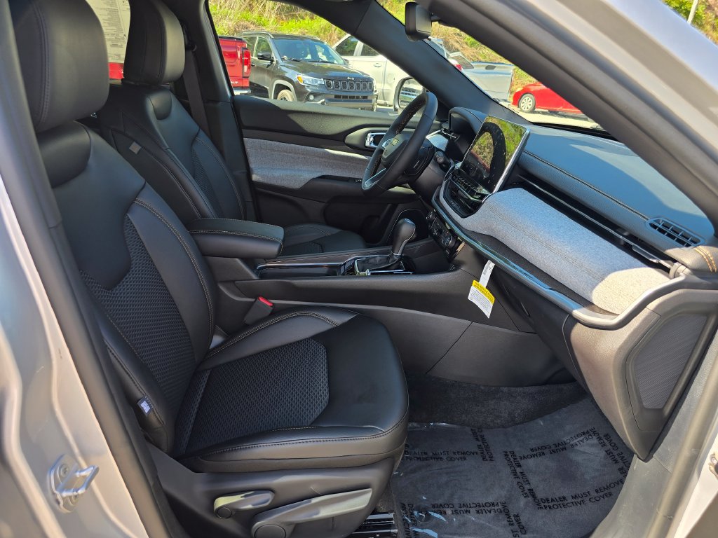 New 2026 Jeep Compass Latitude AWD/4WD image 27