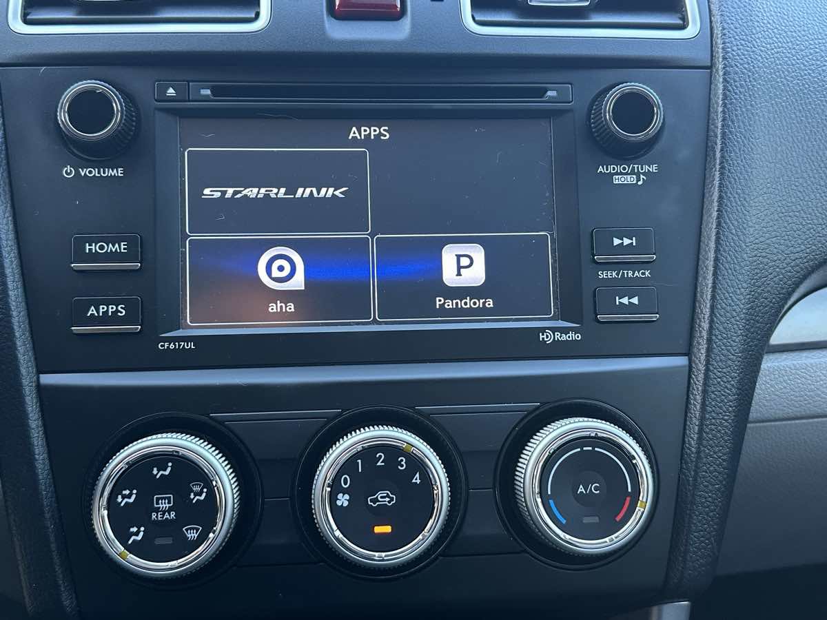 Used 2016 Subaru Forester 2.5i w/ Alloy Wheel Package image 32