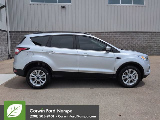 Used 2018 Ford Escape SEL AWD/4WD image 2