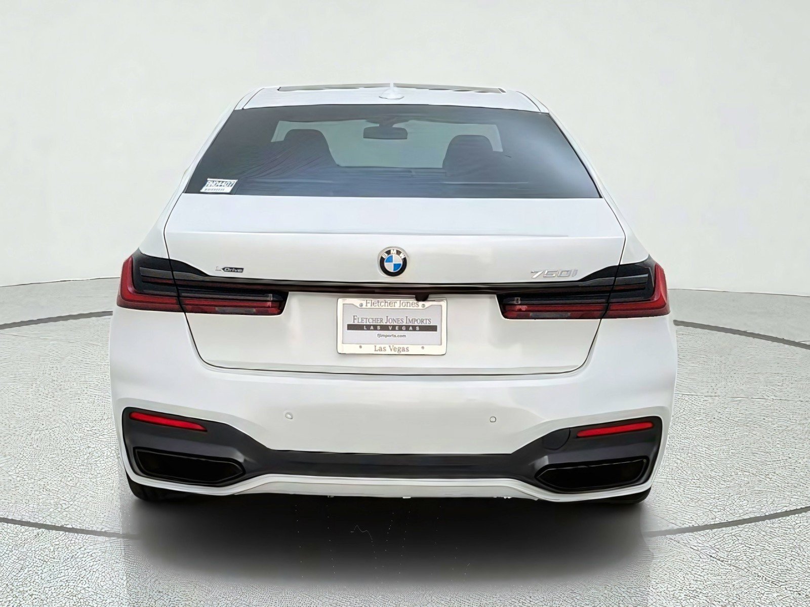 Used 2022 BMW 750i xDrive AWD/4WD image 10