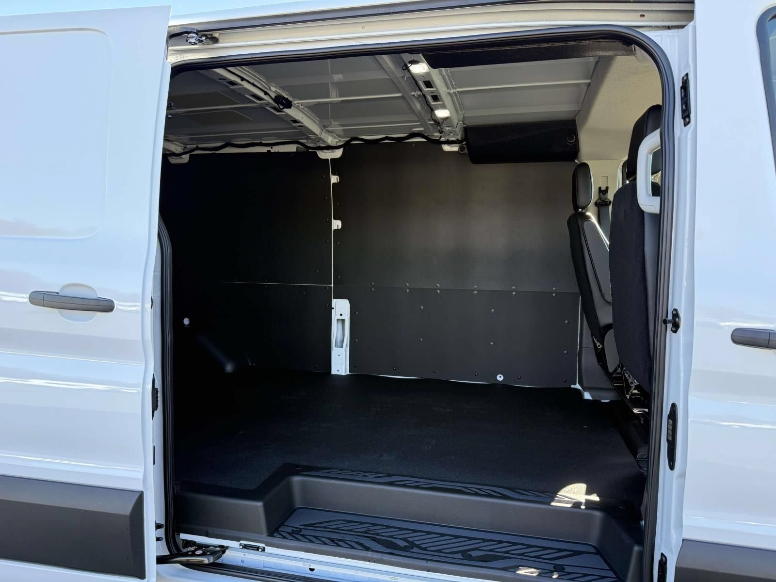 New 2026 Ford Transit 250 Low Roof w/ Load Area Protection Package RWD image 11