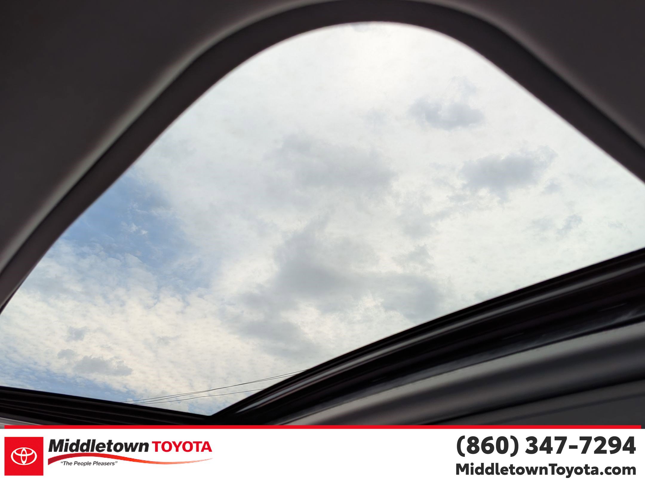 Used 2023 Toyota RAV4 Limited AWD/4WD image 28