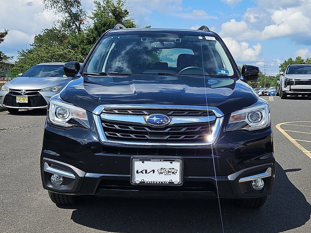 Used 2018 Subaru Forester 2.5i Limited AWD/4WD image 2