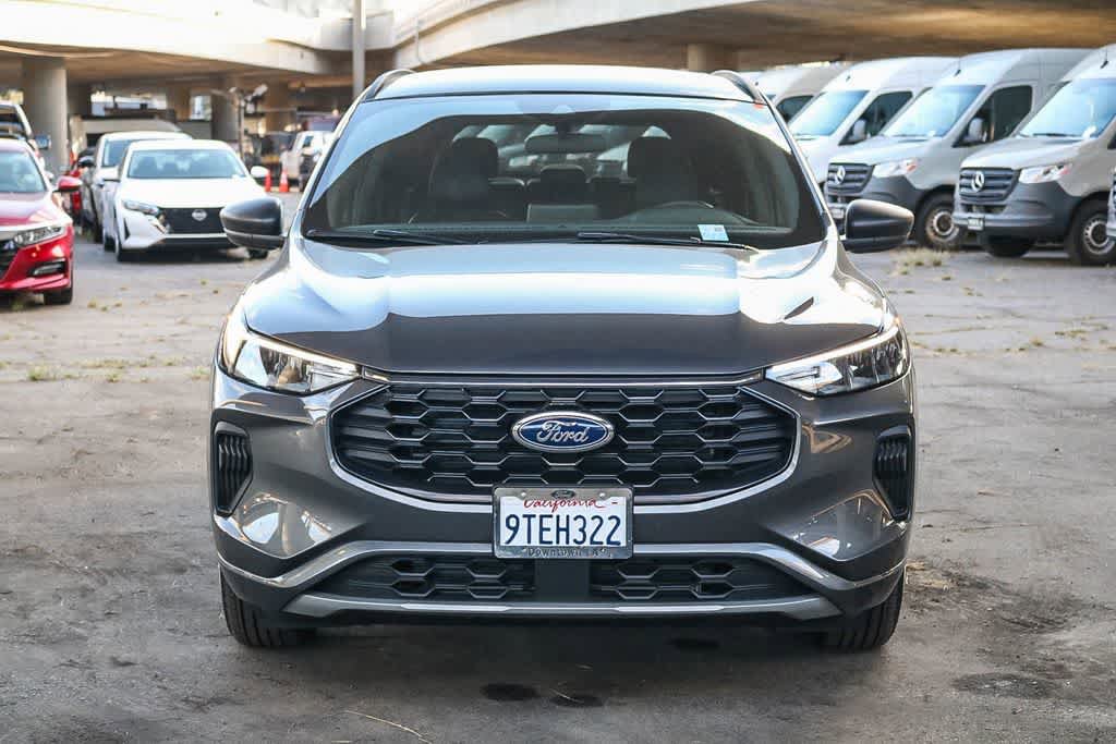 Used 2024 Ford Escape ST-Line w/ Cold Weather Package image 2