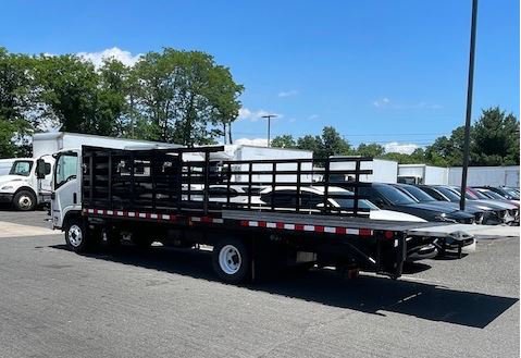 Used 2023 Isuzu NPR RWD image 2