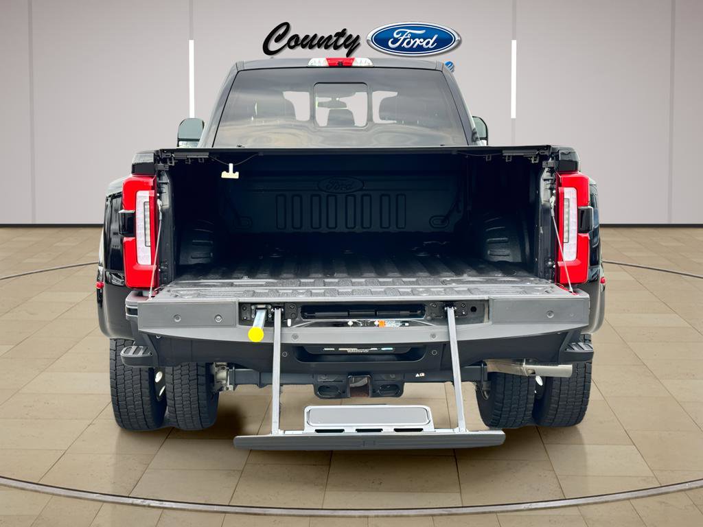Used 2024 Ford F450 Platinum AWD/4WD image 46