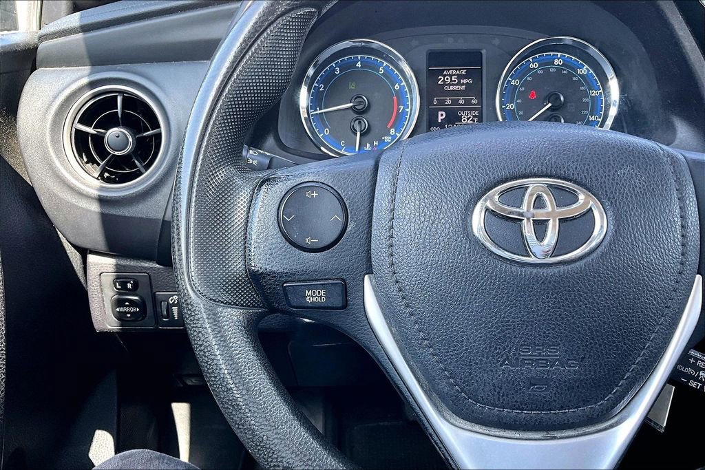 Used 2017 Toyota Corolla XSE FWD image 6