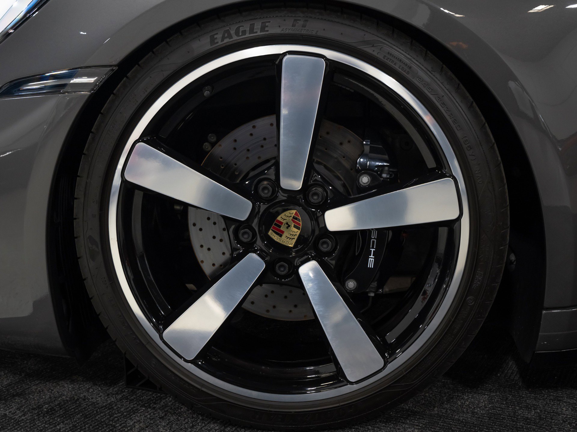 Used 2023 Porsche 911 Carrera 4S image 25