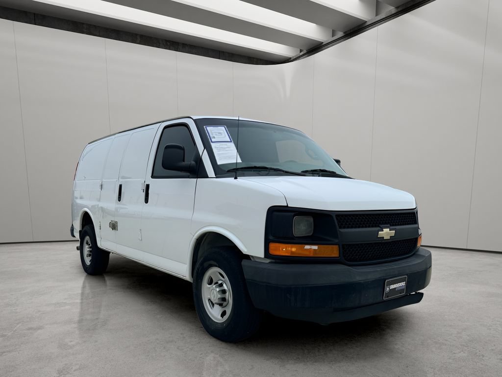Used 2016 Chevrolet Express 2500 RWD image 10