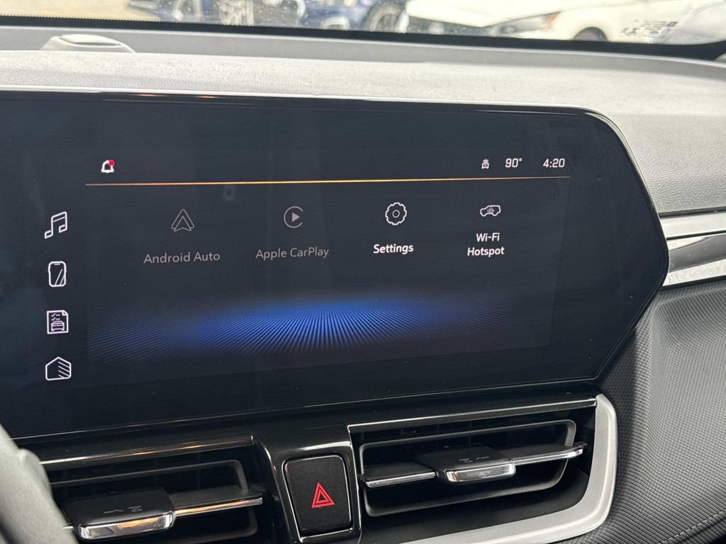 Used 2025 Chevrolet TrailBlazer LT FWD image 25