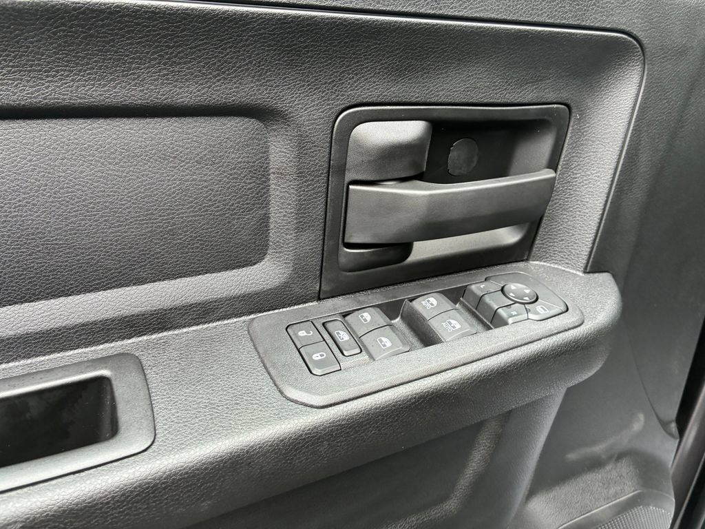 New 2026 RAM 3500 Tradesman AWD/4WD image 9