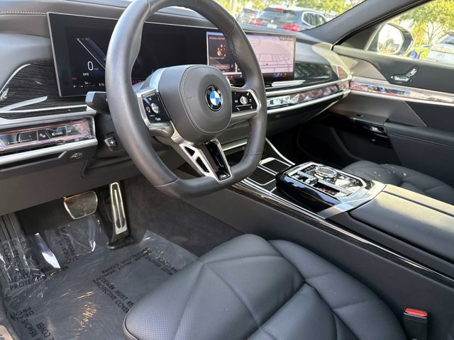 Used 2026 BMW 740i RWD image 21