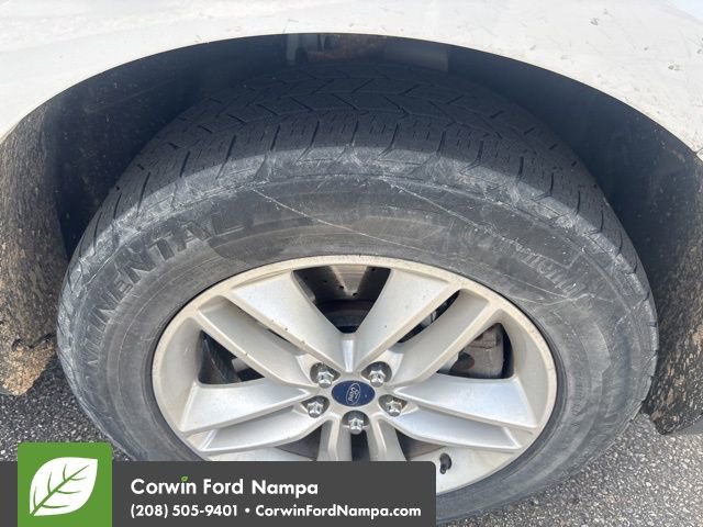 Used 2018 Ford Edge SEL w/ Equipment Group 201A AWD/4WD image 9