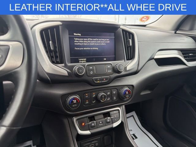 Used 2024 GMC Terrain SLT image 30