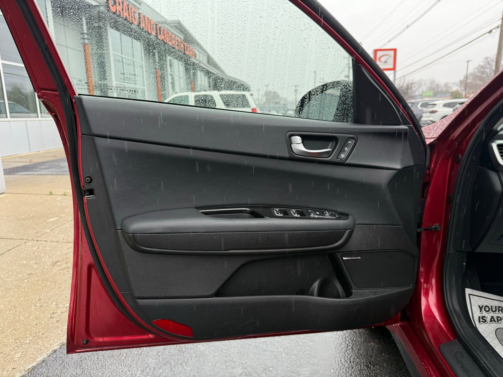 Used 2019 Kia Optima SX image 40