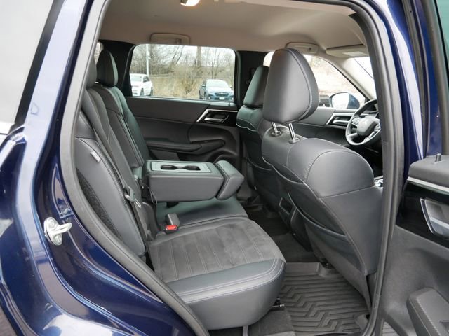 Used 2023 Mitsubishi Outlander SE image 8