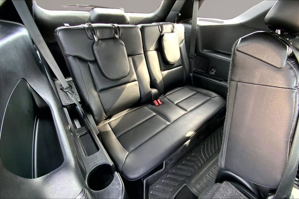 Used 2020 Ford Explorer XLT w/ Equipment Group 202A image 26