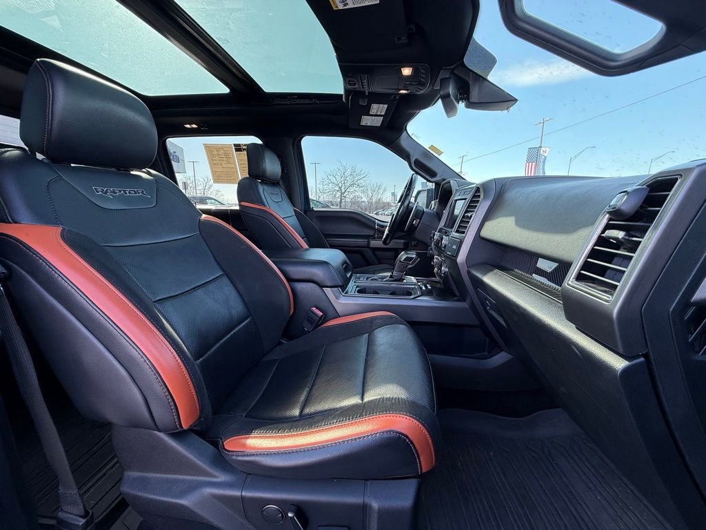 Used 2018 Ford F150 Raptor w/ Equipment Group 802A Luxury image 28