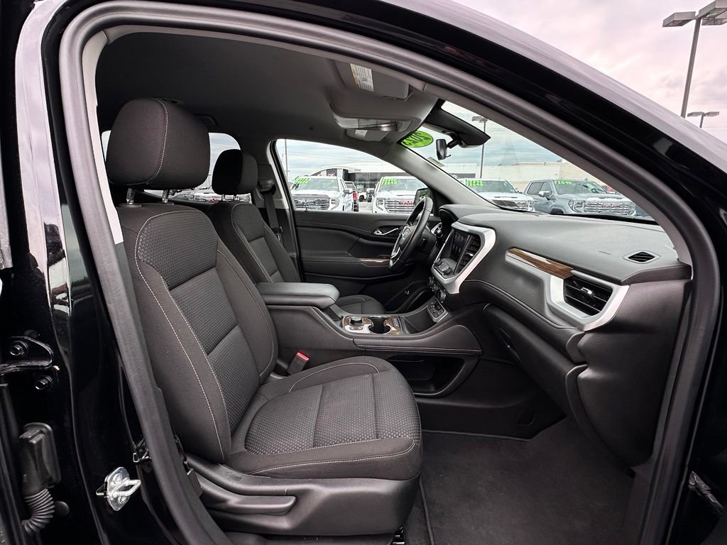 Used 2023 GMC Acadia SLE w/ Driver Convenience Package AWD/4WD image 12