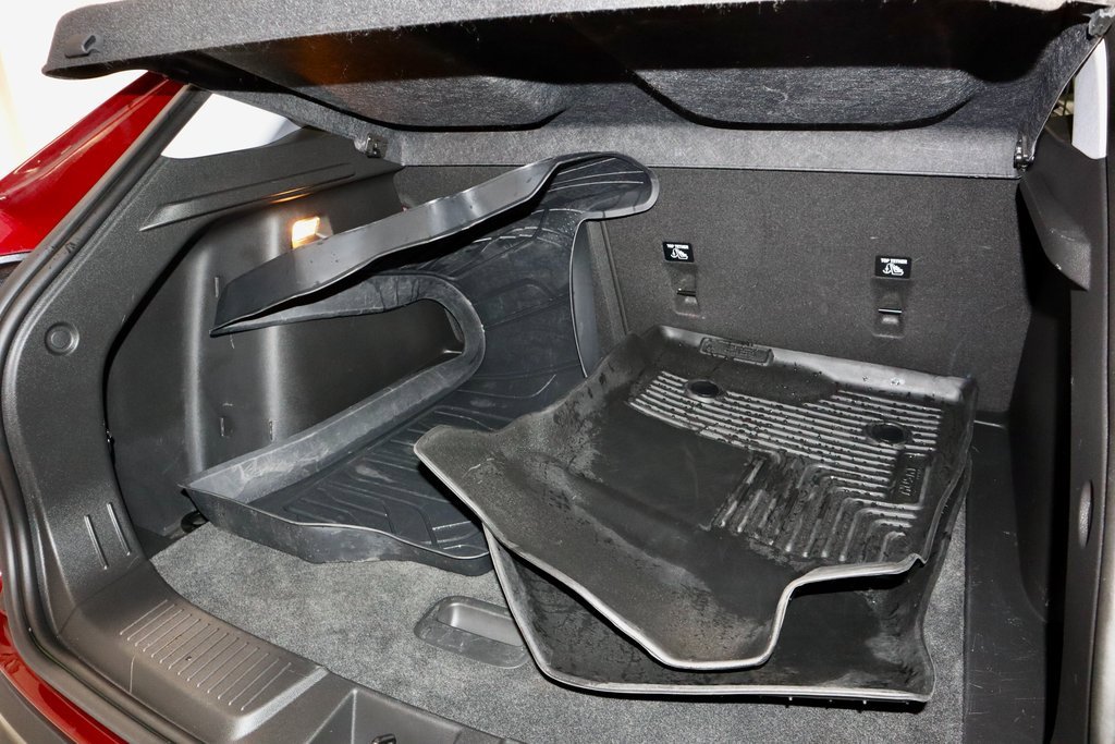 Used 2024 Chevrolet Trax LT w/ Driver Confidence Package image 13