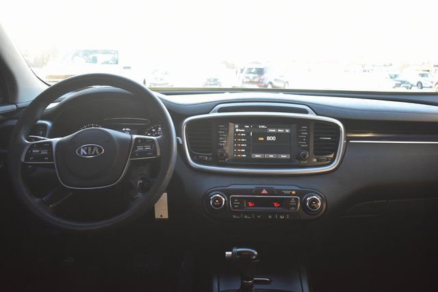 Used 2019 Kia Sorento LX image 32