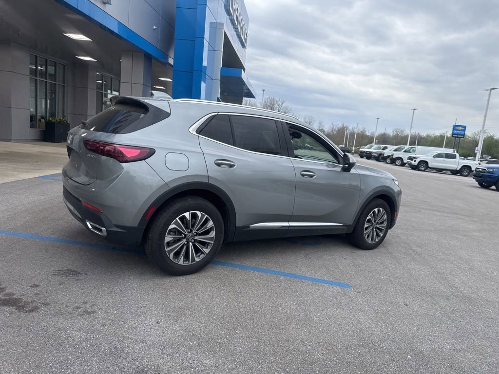 Used 2025 Buick Envision Preferred image 18