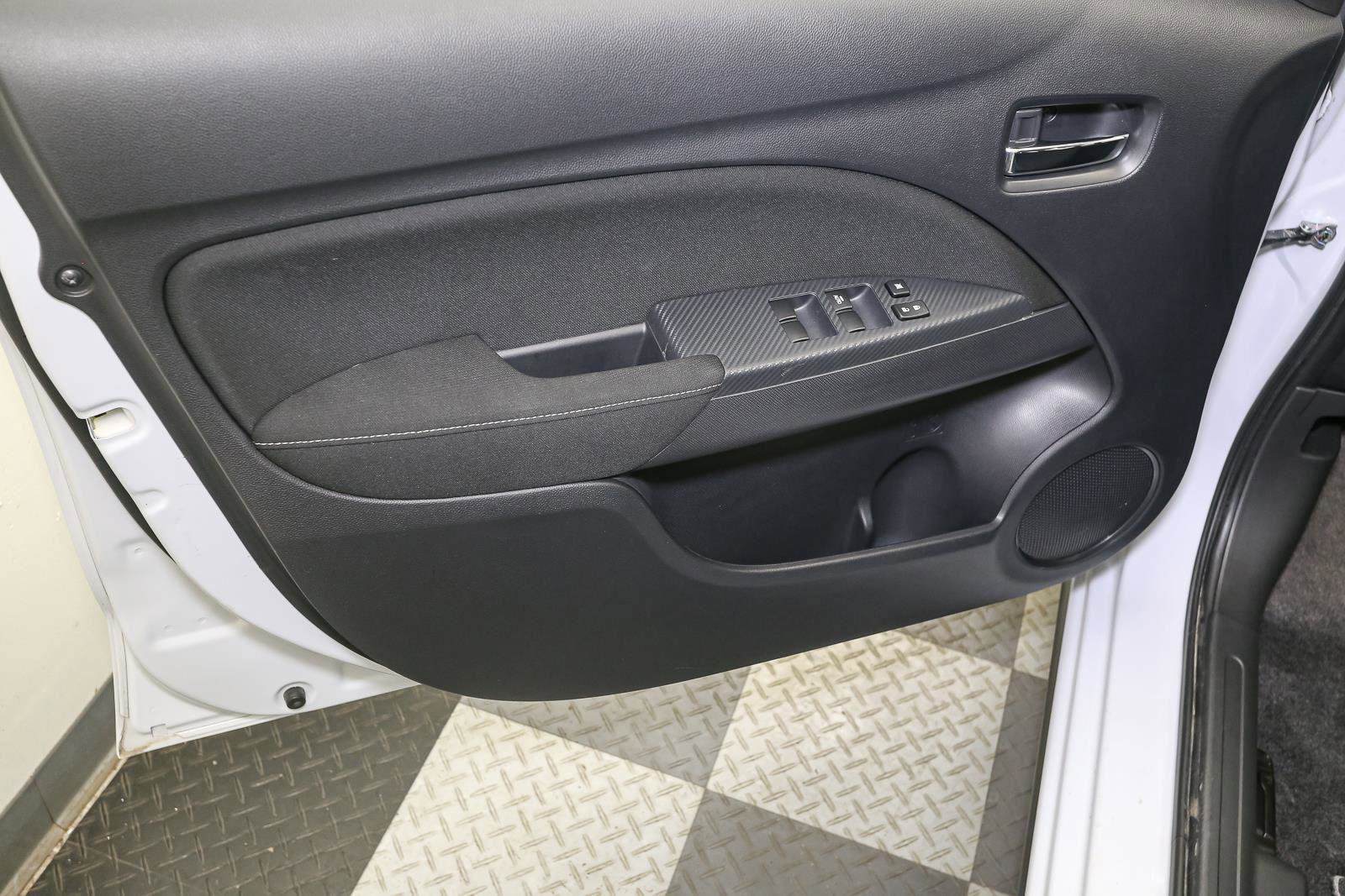 Used 2024 Mitsubishi Mirage G4 SE FWD image 35