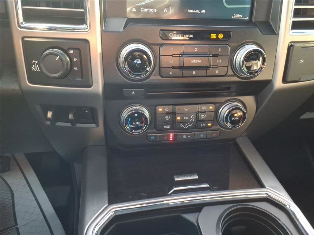 Used 2017 Ford F250 Platinum w/ Platinum Ultimate Package image 16