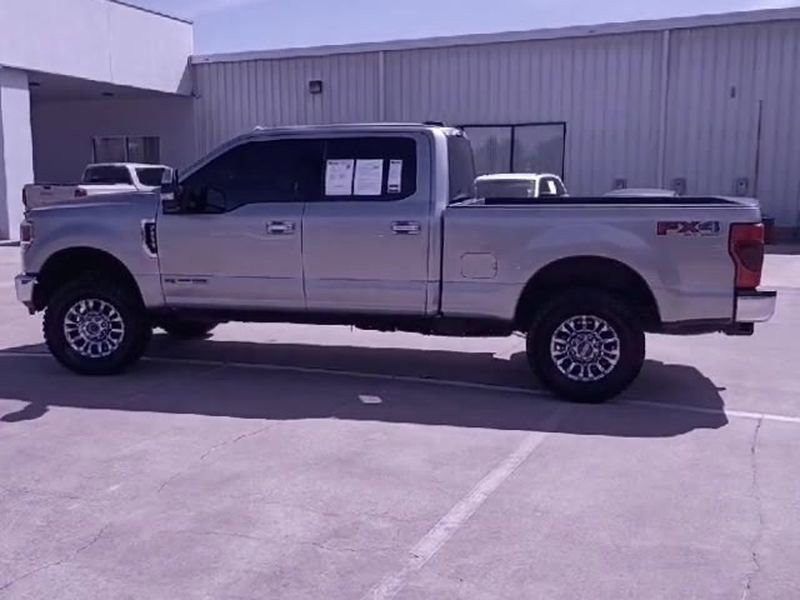 Used 2020 Ford F250 XLT w/ XLT Premium Package image 6