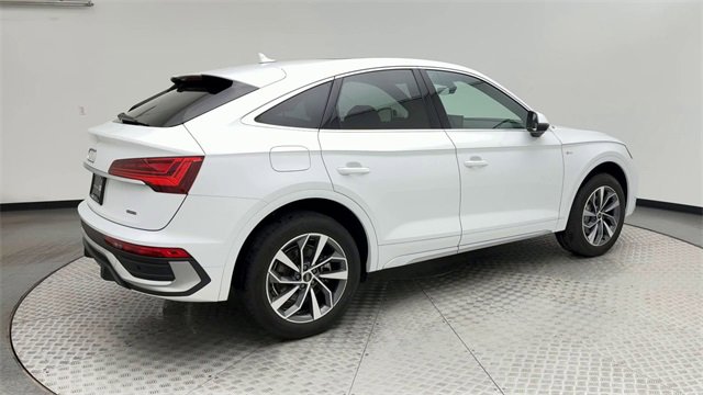 Certified 2023 Audi Q5 2.0T Premium w/ Convenience Package image 2