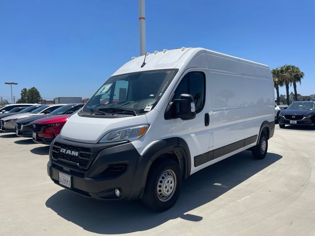 Used 2024 RAM ProMaster 2500 w/ Convenience Group FWD image 5