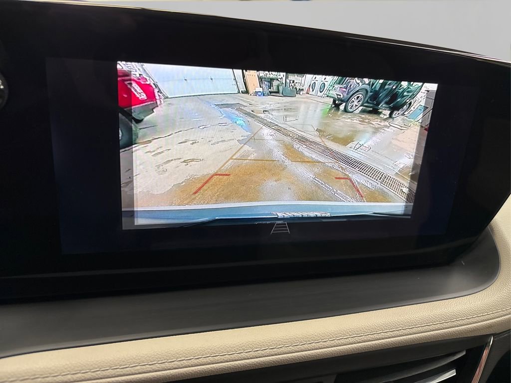 Used 2024 Buick Encore GX Preferred w/ Comfort Package image 32