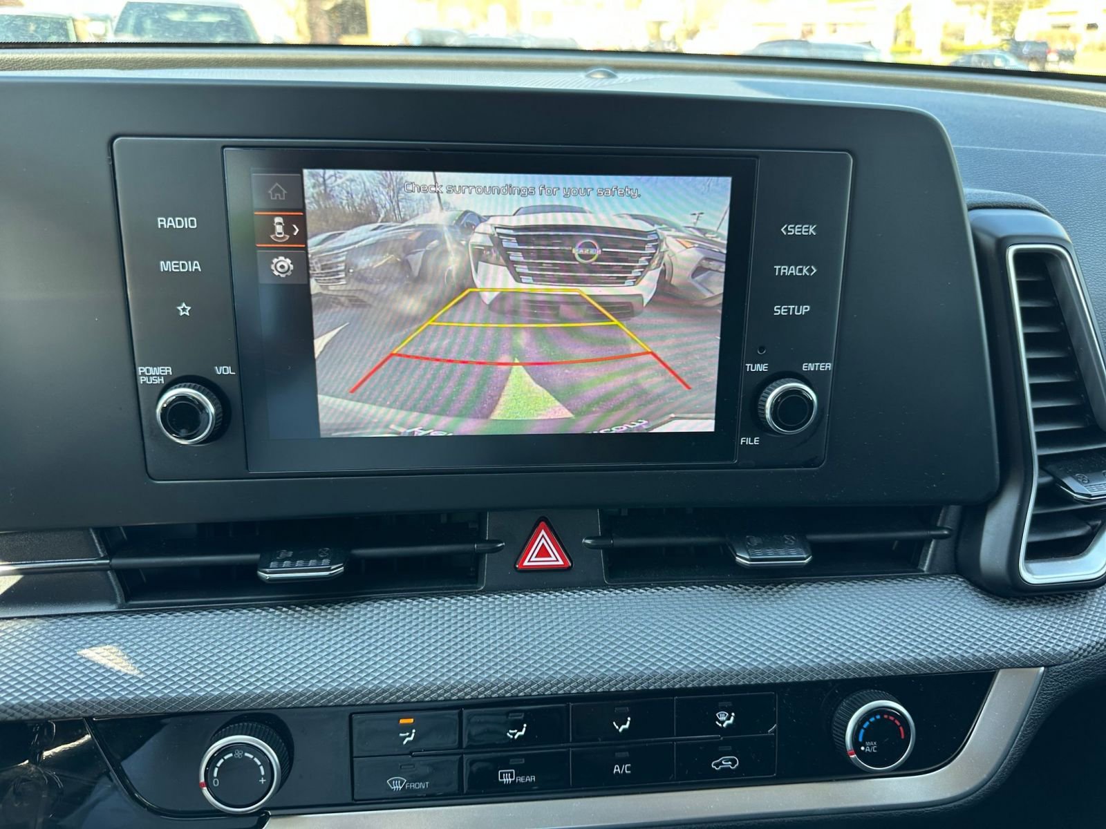 Used 2025 Kia Sportage LX image 24