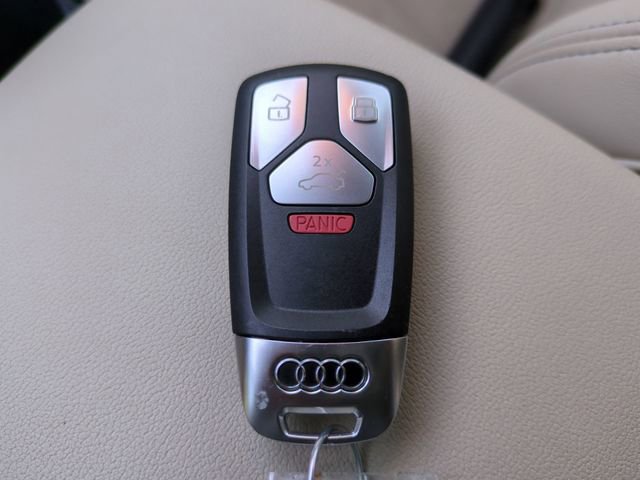 Used 2025 Audi Q5 2.0T Premium image 34