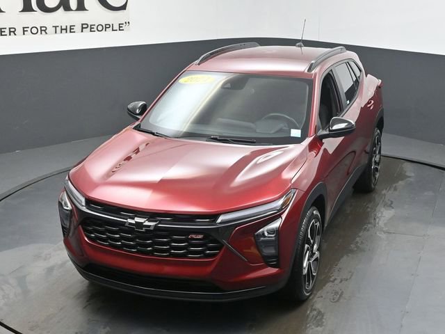 Used 2024 Chevrolet Trax RS FWD image 46