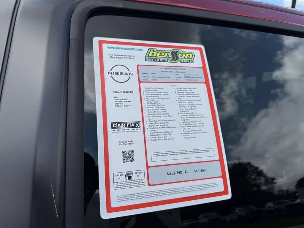 Certified 2025 Nissan Frontier PRO-4X AWD/4WD image 26