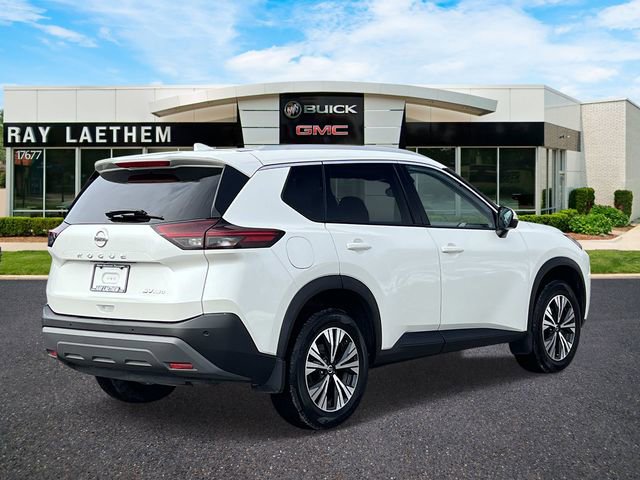 Used 2021 Nissan Rogue SV image 5