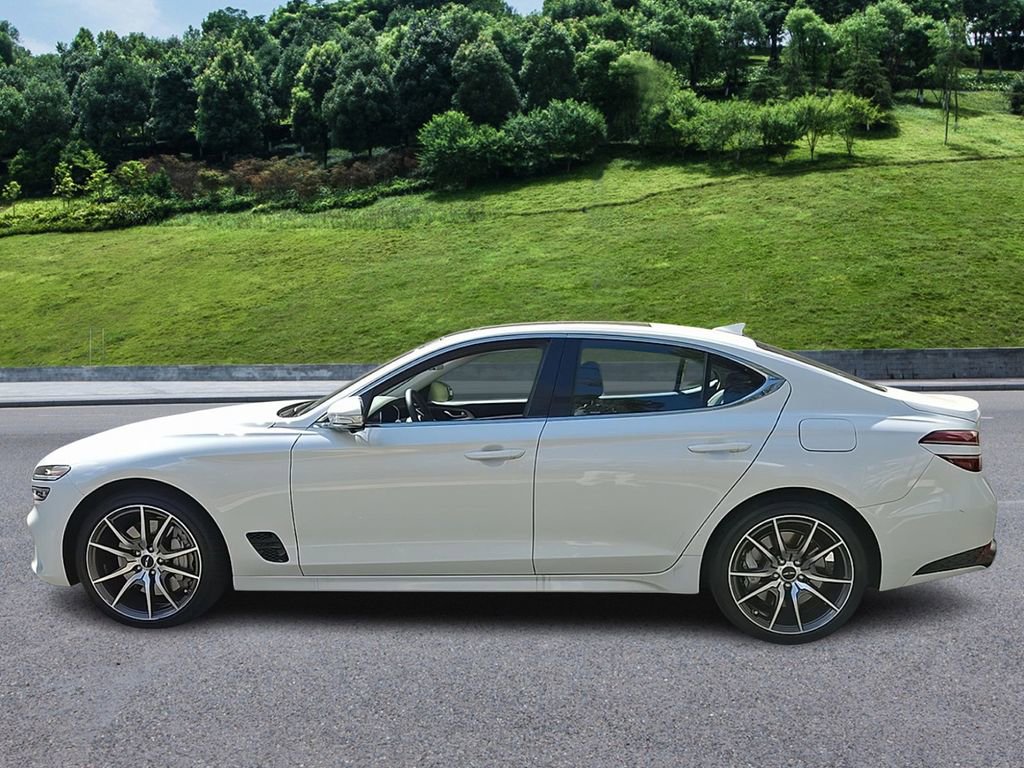 Used 2026 Genesis G70 2.5T Prestige image 5