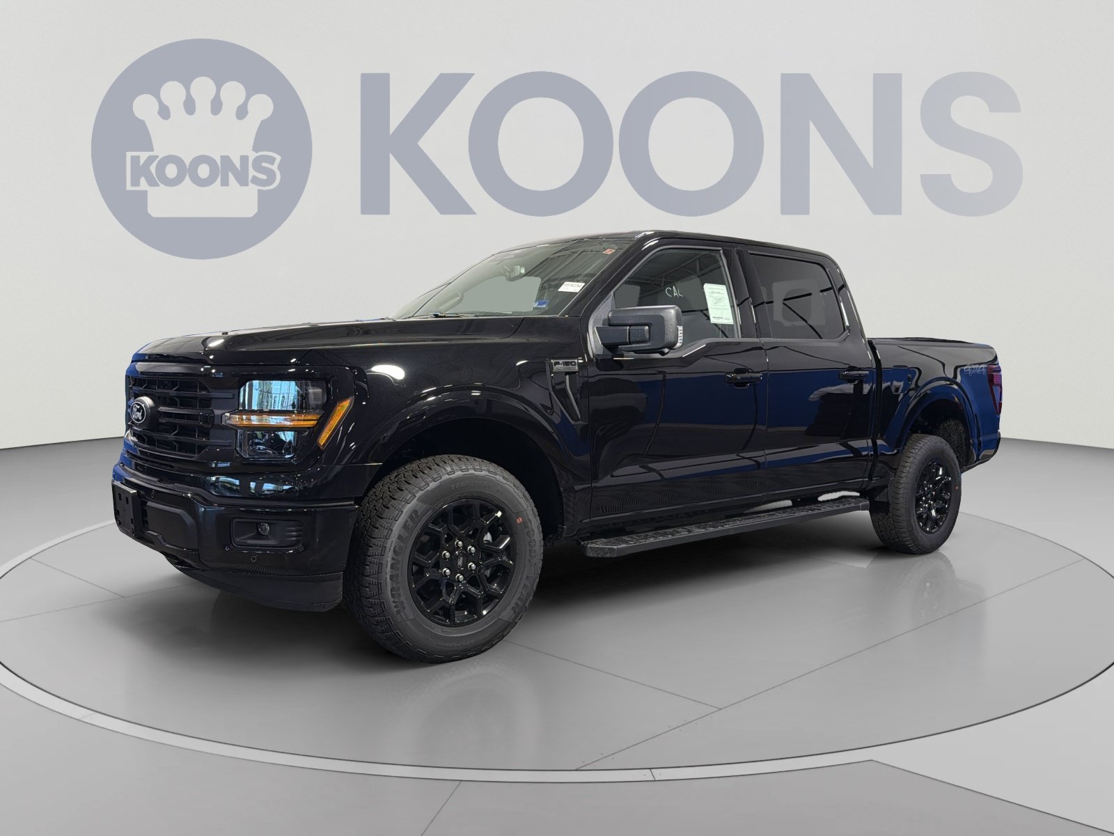 New 2026 Ford F150 XLT w/ Equipment Group 302A MID