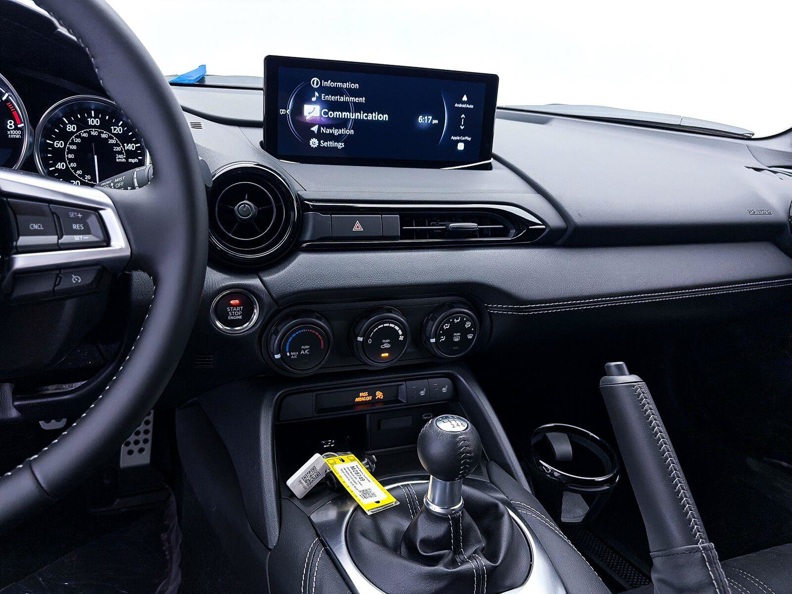 New 2026 MAZDA MX-5 Miata Club w/ Interior Package RWD image 19
