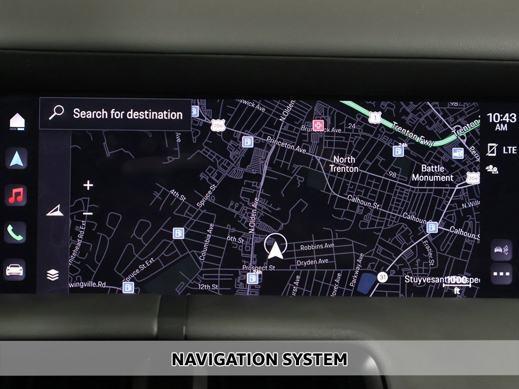 Used 2023 Porsche Taycan image 3