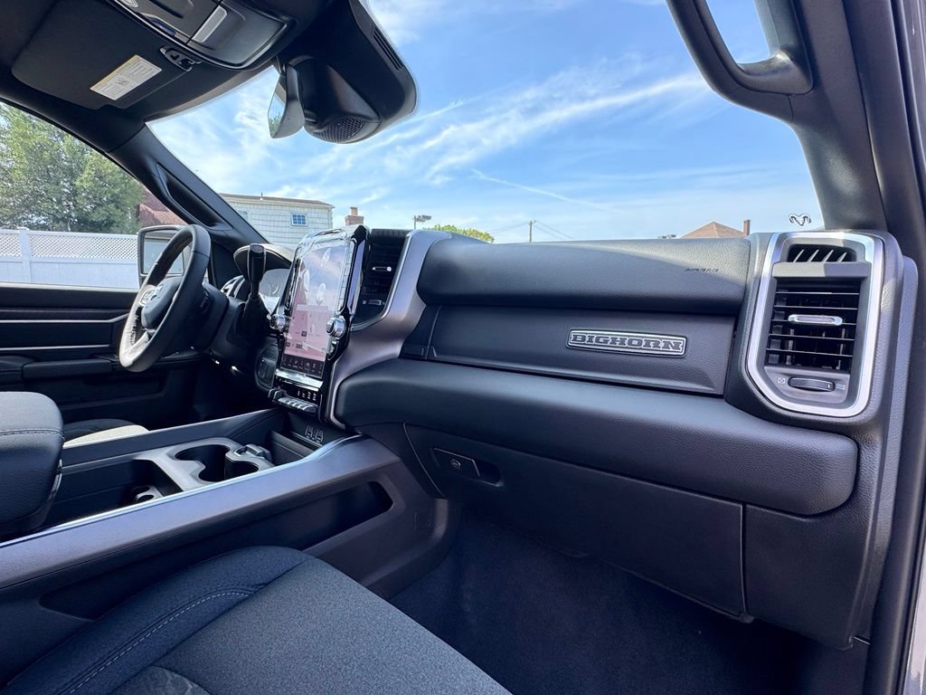 New 2026 RAM 2500 Big Horn AWD/4WD image 18