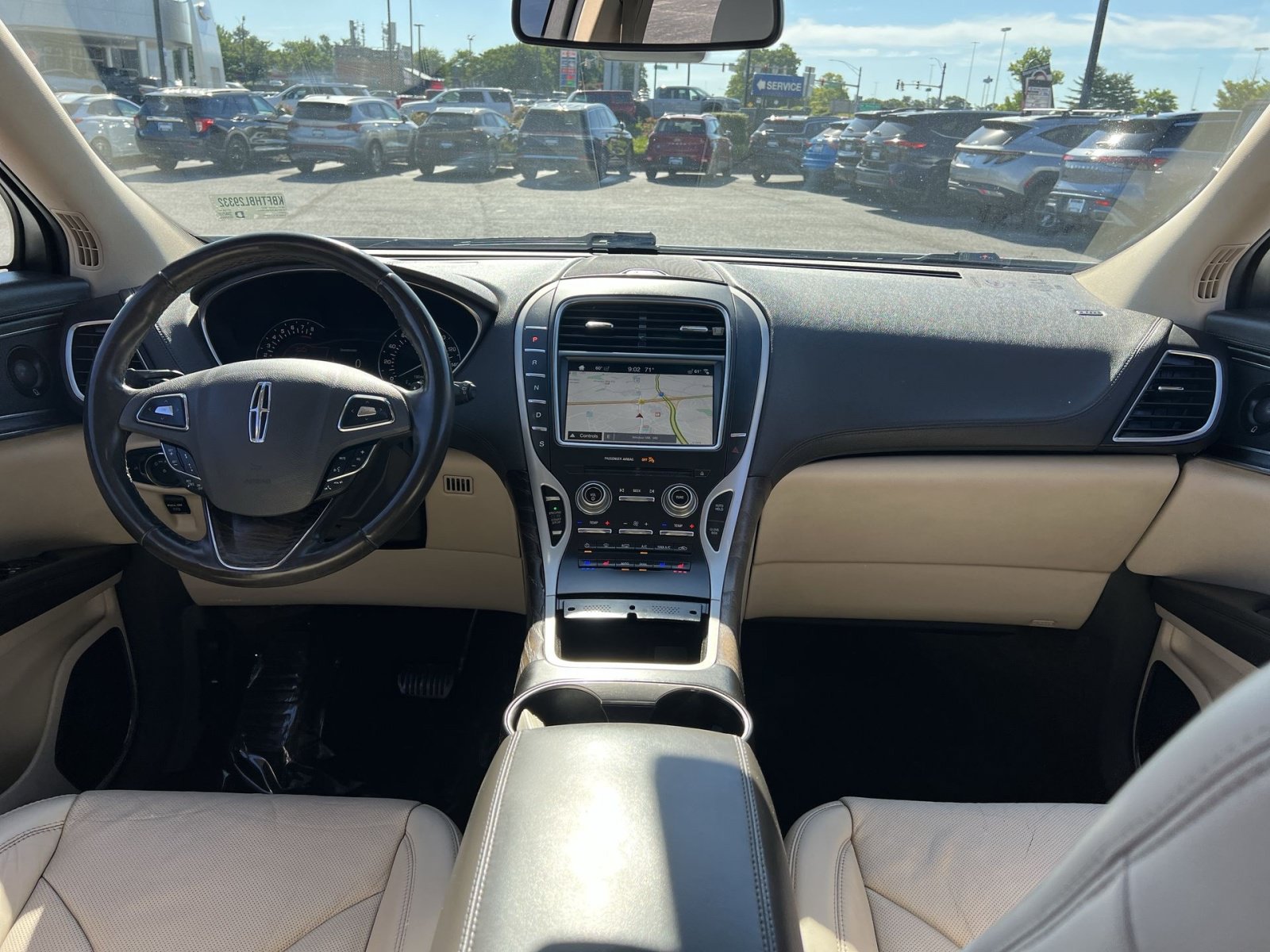 Used 2017 Lincoln MKX Reserve w/ Driver Assistance Package AWD/4WD image 23