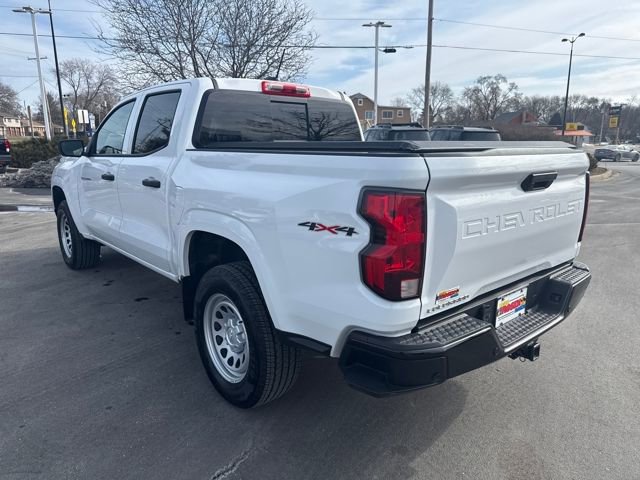 Used 2025 Chevrolet Colorado W/T w/ Advanced Trailering Package AWD/4WD image 3