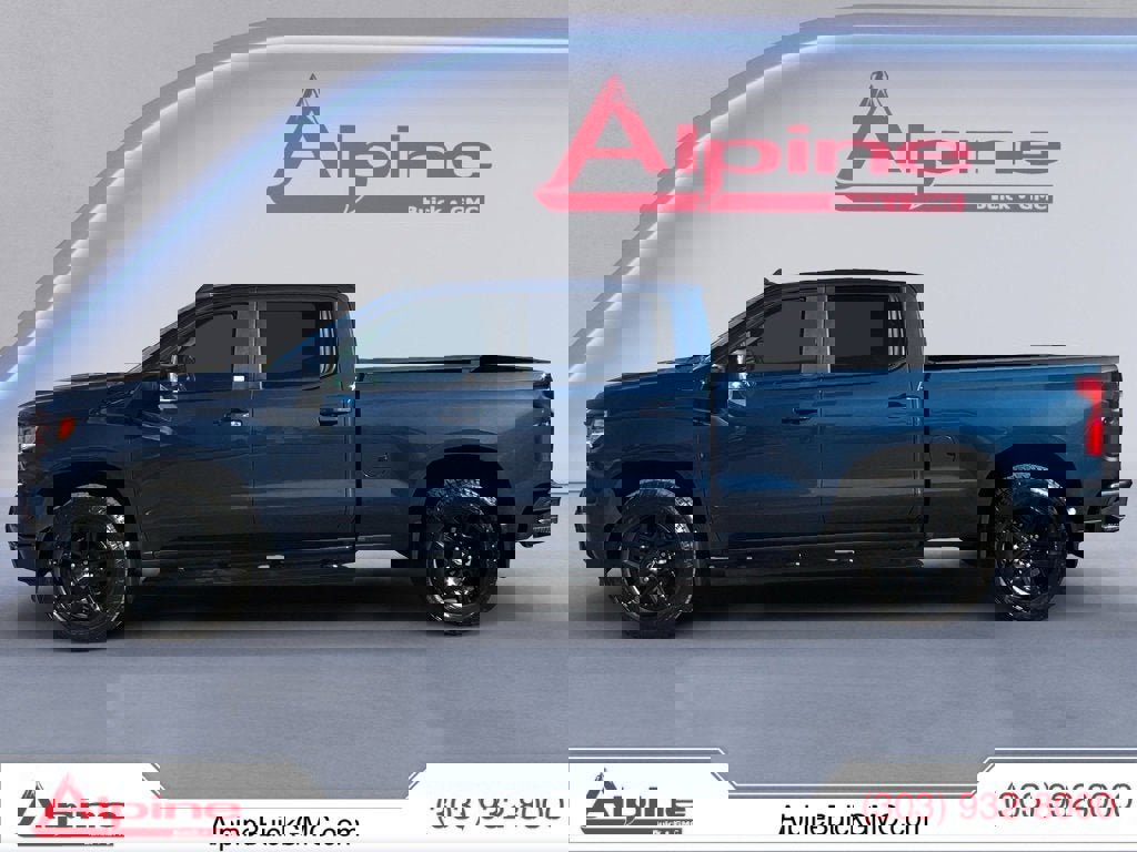 Used 2023 Chevrolet Silverado 1500 RST image 2