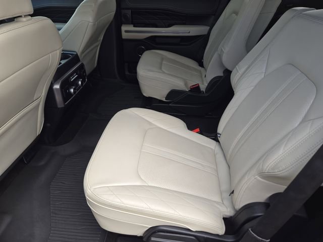 Used 2020 Ford Expedition Platinum RWD image 31